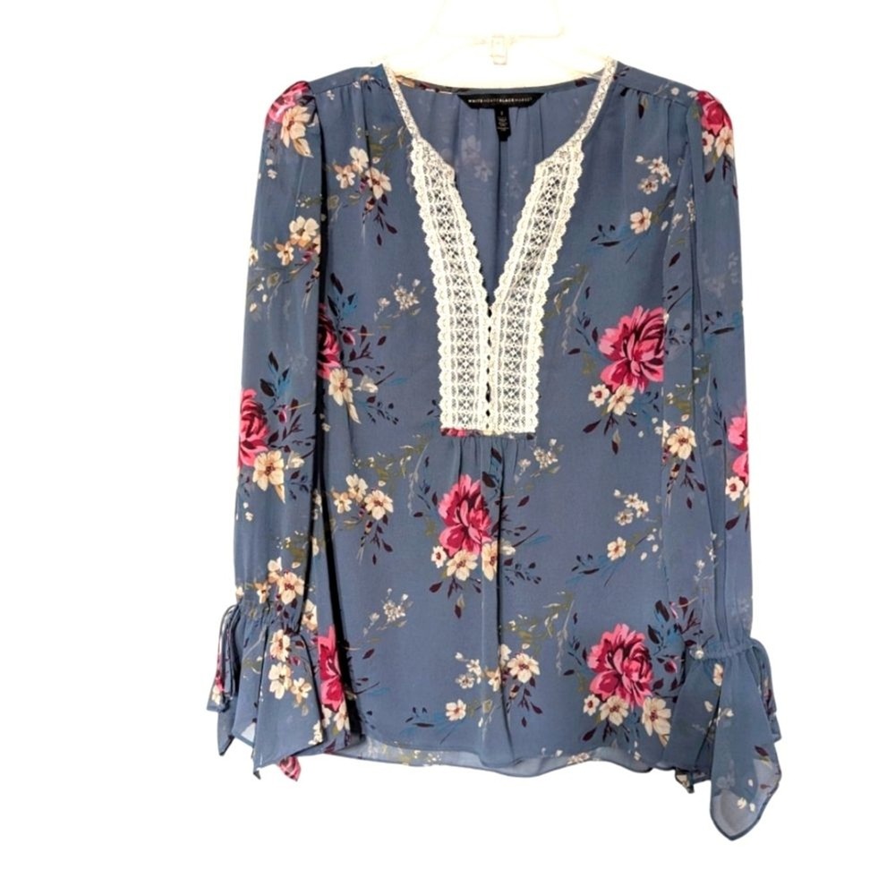 White House Black Market Blue Floral Lace Trim Split Neck Peasant Blouse Size 2